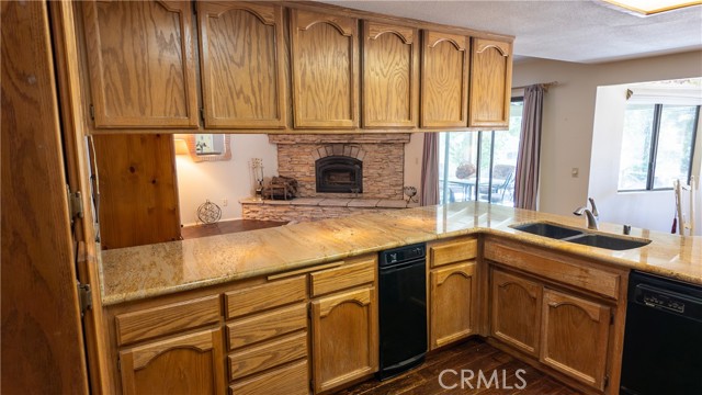 Detail Gallery Image 12 of 40 For 23061 Lakeview Dr, Tehachapi,  CA 93561 - 4 Beds | 2/1 Baths