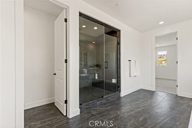 Detail Gallery Image 31 of 41 For 24175 N Camino Cascada, Valencia,  CA 91354 - 5 Beds | 5/1 Baths