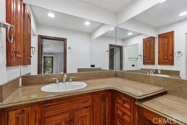 Detail Gallery Image 30 of 39 For 38285 Oaktree, Murrieta,  CA 92562 - 2 Beds | 2/1 Baths