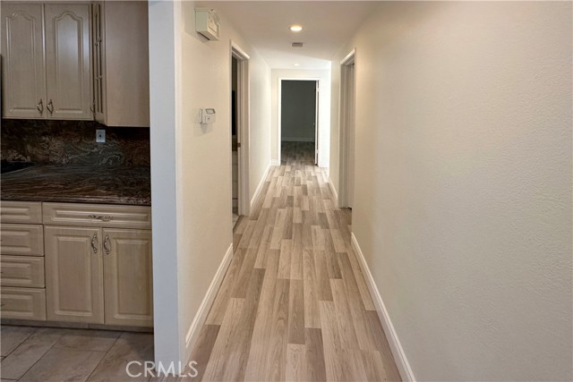 Detail Gallery Image 12 of 23 For 14282 Shadybrook Dr, Tustin,  CA 92780 - 3 Beds | 2 Baths