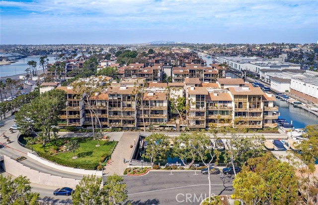 7107 Marina Pacifica S Drive, Long Beach CA: https://media.crmls.org/medias/93664263-b073-428e-b305-cbec67bb5b2c.jpg