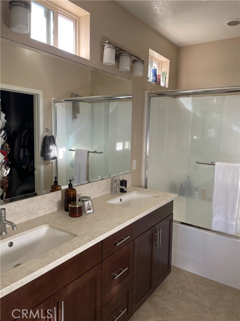 1818 Coastal Way, Costa Mesa CA: https://media.crmls.org/medias/9366cbe3-a009-402b-a45f-76959be983f7.jpg
