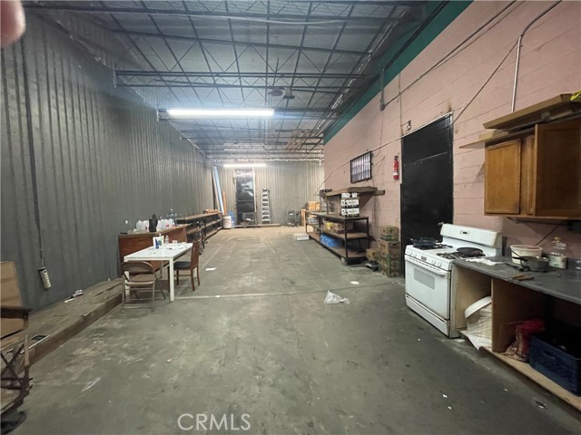 8273 S San Pedro, Los Angeles, California 90003, ,Commercial Sale,For Sale,8273 S San Pedro,CRSB23216146