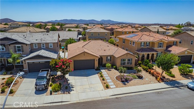 34689 Swan Valley Court, Murrieta CA: https://media.crmls.org/medias/9367159e-c092-4e0b-a425-cbf2cd0377d2.jpg