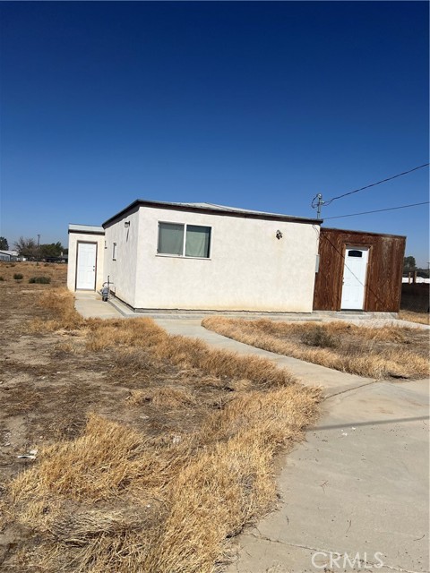 9241 E Avenue R14, Littlerock CA: https://media.crmls.org/medias/936a0eeb-4fb2-40bb-b7b9-1547558d5a31.jpg