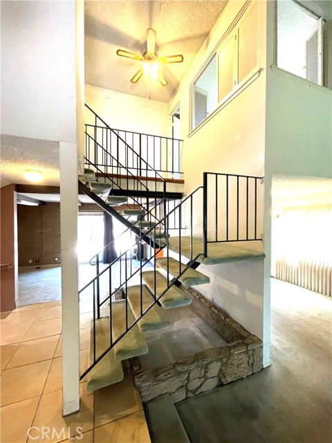 24224 Spicewood Lane, Harbor City CA: https://media.crmls.org/medias/936a36af-c517-4d0a-b217-54f2cd7ba0ea.jpg