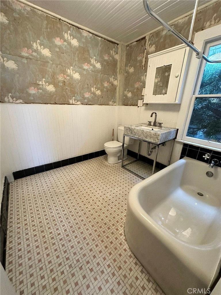 MLS #SB25263089 image #9