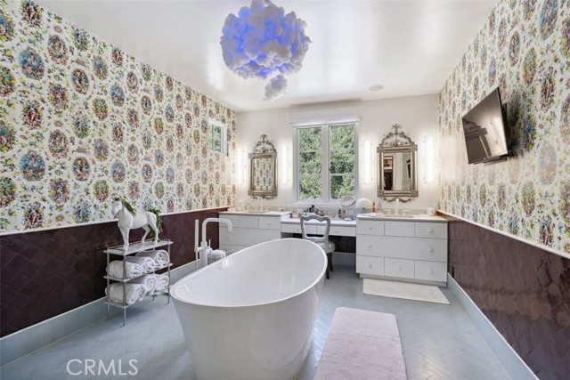 Detail Gallery Image 32 of 54 For 2040 Mckain St, Calabasas,  CA 91302 - 4 Beds | 4/1 Baths