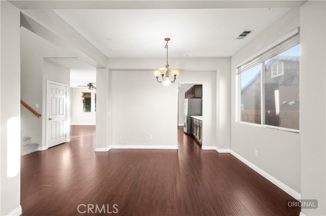 Detail Gallery Image 8 of 58 For 4028 Portola, Palmdale,  CA 93551 - 5 Beds | 3 Baths