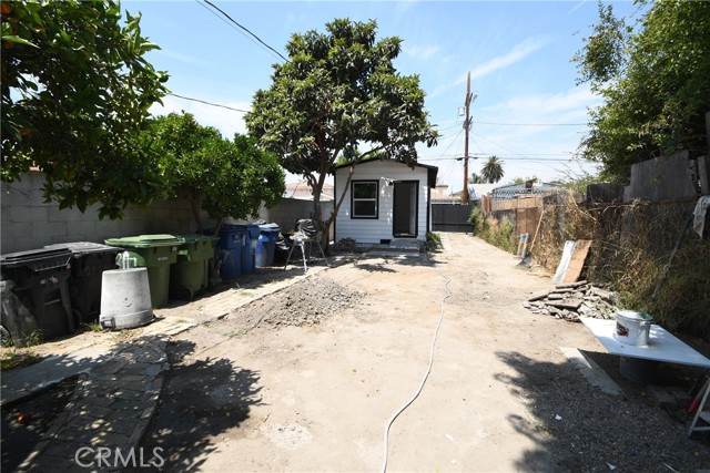Detail Gallery Image 25 of 31 For 2117 E 112th St, Los Angeles,  CA 90059 - – Beds | – Baths