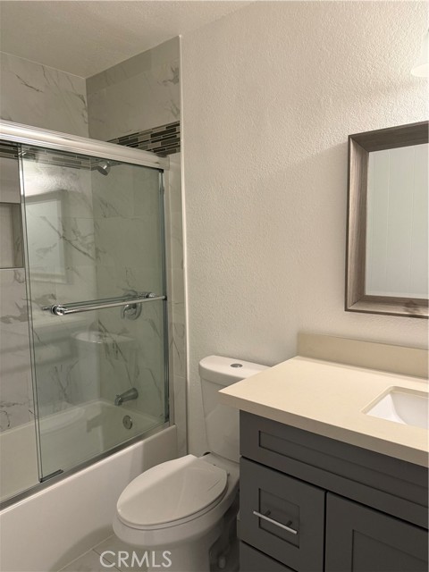 Detail Gallery Image 10 of 21 For 63 Candlewood, Buena Park,  CA 90621 - 3 Beds | 3 Baths