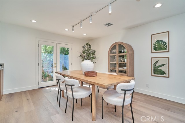 Detail Gallery Image 10 of 74 For 9604 Swinton, North Hills,  CA 91343 - 4 Beds | 3 Baths