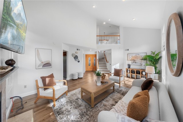 Detail Gallery Image 6 of 48 For 16198 Singing Hills, Chino Hills,  CA 91709 - 3 Beds | 2/1 Baths