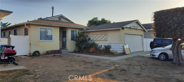 417 East Darlan