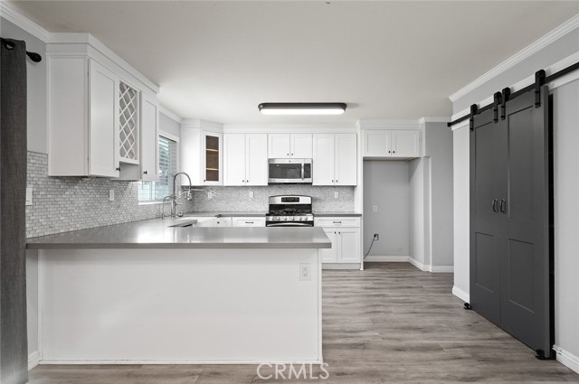 7530 Standing Rock Road, Eastvale CA: https://media.crmls.org/medias/936f3b5d-c183-407f-bfa5-cd77ab0725f0.jpg