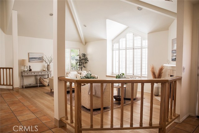 Detail Gallery Image 6 of 28 For 1559 Meadow Cir, Carpinteria,  CA 93013 - 3 Beds | 3 Baths