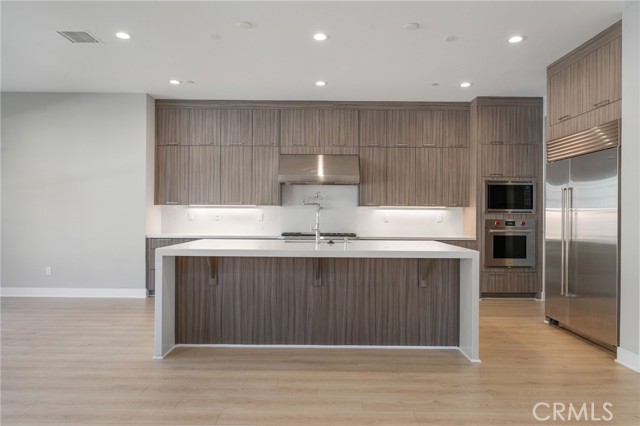 Detail Gallery Image 11 of 53 For 20637 W Hummingbird, Porter Ranch,  CA 91326 - 5 Beds | 5/1 Baths