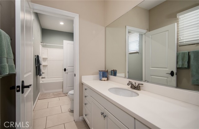 Detail Gallery Image 28 of 38 For 3174 S Edenglen Ave, Ontario,  CA 91761 - 4 Beds | 3/1 Baths