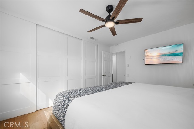 Detail Gallery Image 29 of 41 For 700 E Oceanfront, Newport Beach,  CA 92661 - 4 Beds | 3 Baths