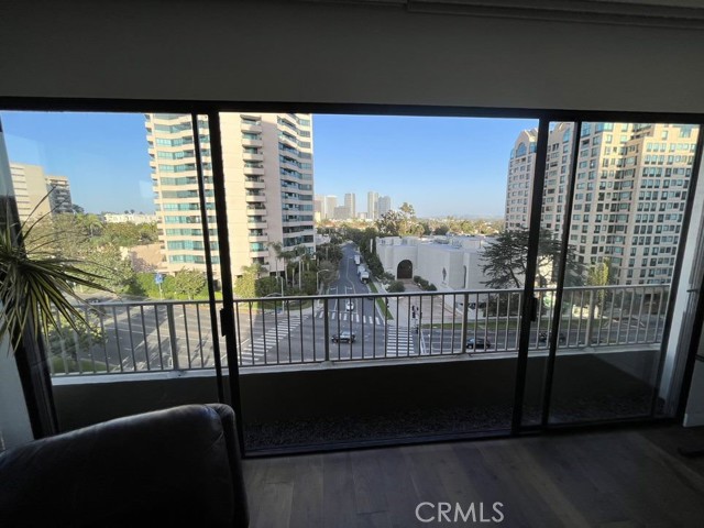 Image 3 for 10501 Wilshire Blvd #805, Los Angeles, CA 90024