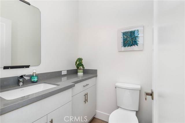 Detail Gallery Image 23 of 36 For 3920 E Coast Highway, Corona Del Mar,  CA 92625 - 3 Beds | 2/1 Baths