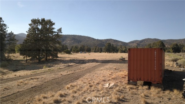 16469 Curtis Trail, Frazier Park CA: https://media.crmls.org/medias/9372a50f-7ad8-4370-a42c-a8b8d5fab1c9.jpg