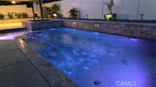 Detail Gallery Image 2 of 23 For 38124 Placer Creek, Murrieta,  CA 92562 - 5 Beds | 3 Baths