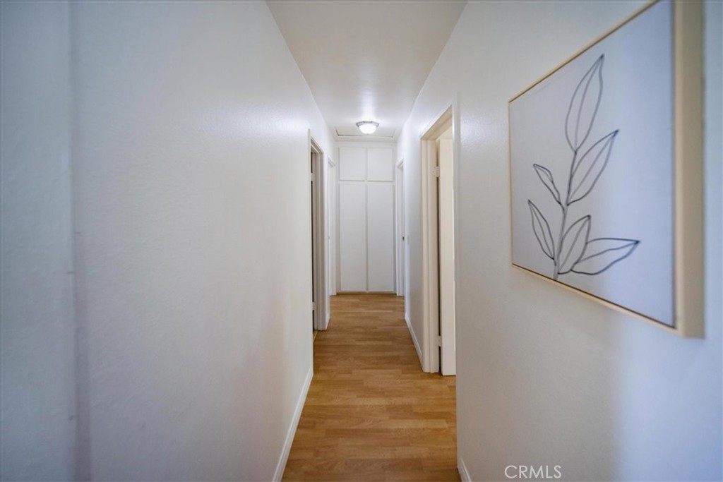 https://media.crmls.org/medias/9372b5c4-cdf8-40ff-a4ff-5a289d687eb3.jpg?preset=X-Large