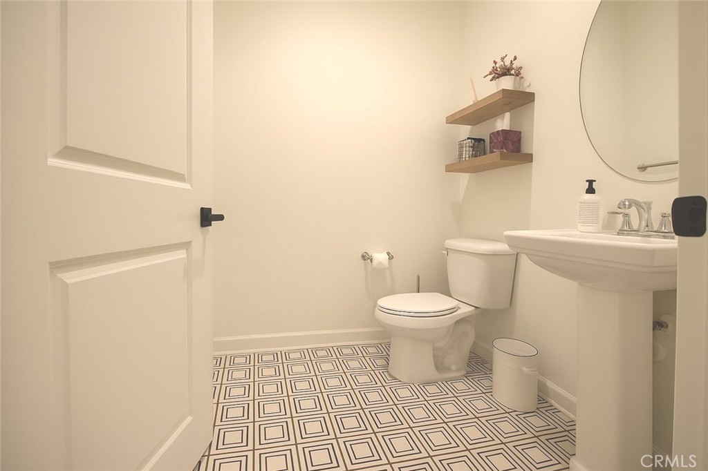 MLS #OC25263372 image #23