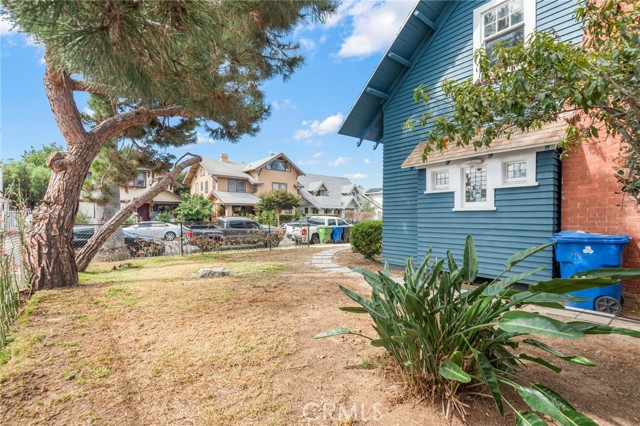 Detail Gallery Image 40 of 44 For 1720 S Kingsley, Los Angeles,  CA 90006 - 4 Beds | 3 Baths