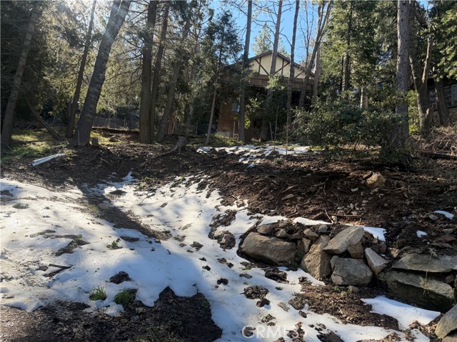 Detail Gallery Image 17 of 20 For 24989 Highland, Crestline,  CA 92325 - – Beds | – Baths