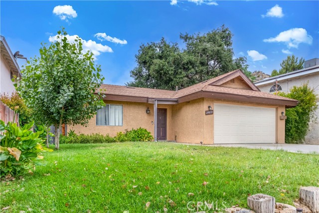 29039 Eveningside Drive, Castaic CA: https://media.crmls.org/medias/93751f3e-337c-4e14-ad26-60169d277ba5.jpg