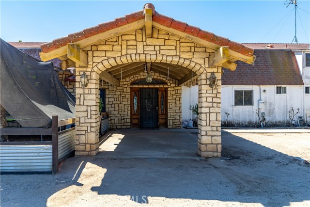 4825 Mill Road, Paso Robles CA: https://media.crmls.org/medias/9376e10e-56c8-4cfc-be97-0ce1d9411bea.jpg