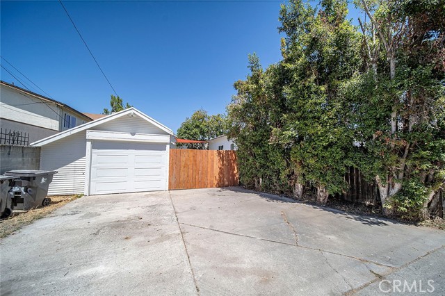 2520 East Sixth Street, Long Beach, California 90814, 4 Bedrooms Bedrooms, ,3 BathroomsBathrooms,Single Family Residence,For Sale,East Sixth Street,PW24172605