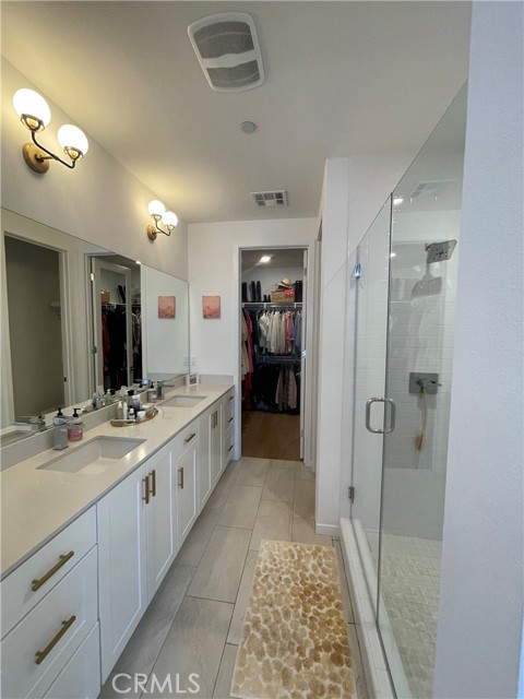 Detail Gallery Image 11 of 19 For 1211 Winslow Dr, Newport Beach,  CA 92660 - 2 Beds | 2/1 Baths