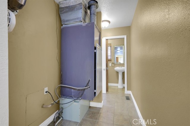 Detail Gallery Image 21 of 55 For 2085 Mulberry St, Chico,  CA 95928 - 3 Beds | 2/1 Baths
