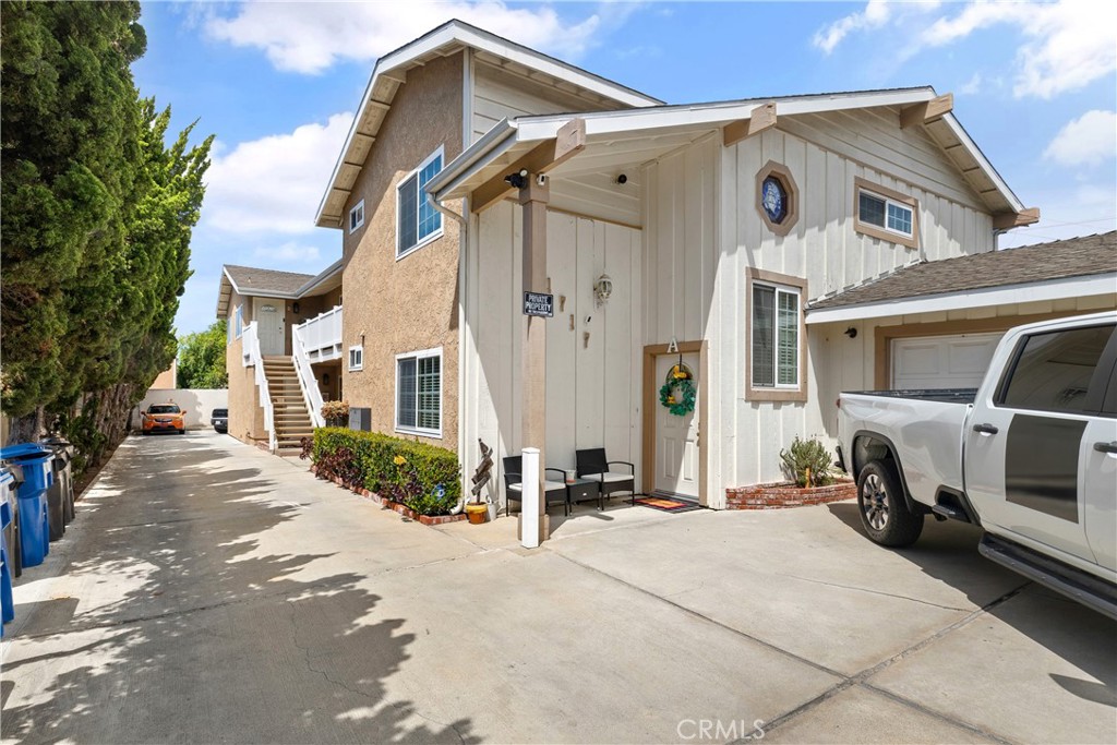 1717 Temple Avenue