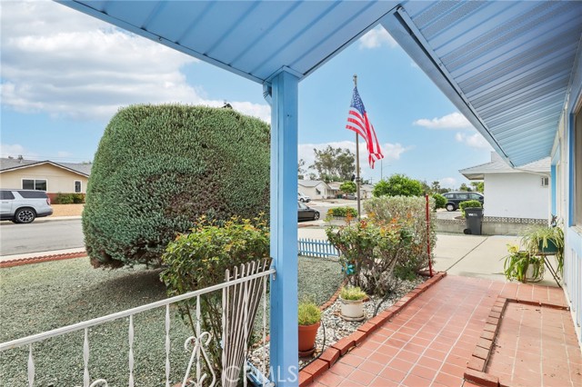 Detail Gallery Image 5 of 23 For 28901 Carmel, Menifee,  CA 92586 - 2 Beds | 2 Baths