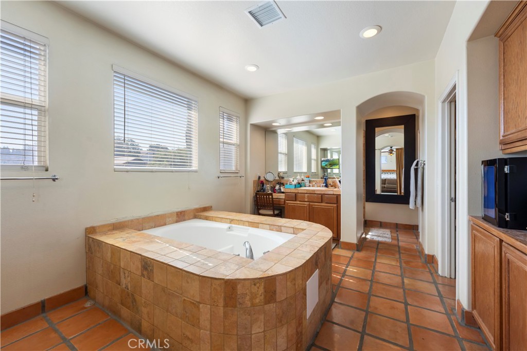 MLS #OC26135046 image #6