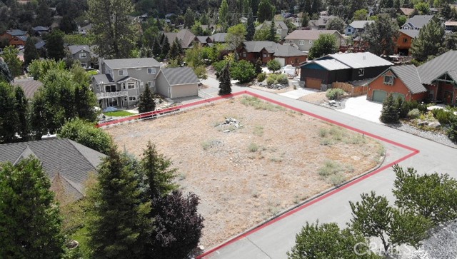 5419 Pacific Crest Drive, Wrightwood CA: https://media.crmls.org/medias/937b94d5-885a-4086-b4bf-170edb078e65.jpg