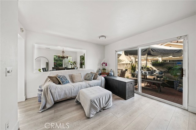 Detail Gallery Image 12 of 27 For 717 North Angeleno Avenue, Azusa,  CA 91702 - 4 Beds | 2/1 Baths