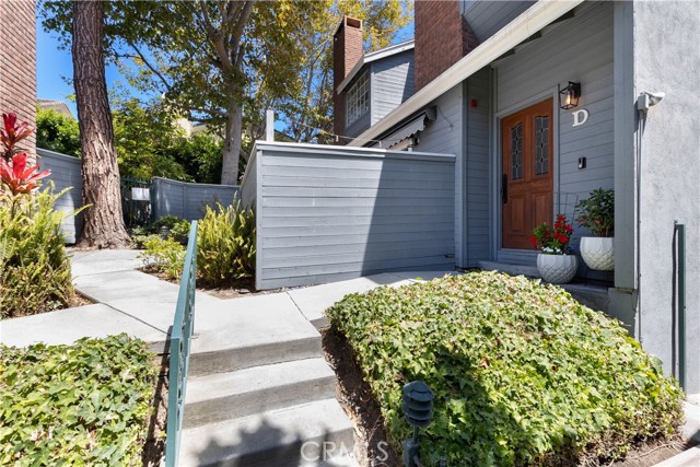 1917 Nelson Avenue, Redondo Beach, California 90278, 3 Bedrooms Bedrooms, ,2 BathroomsBathrooms,Residential,Sold,Nelson,SB22174600