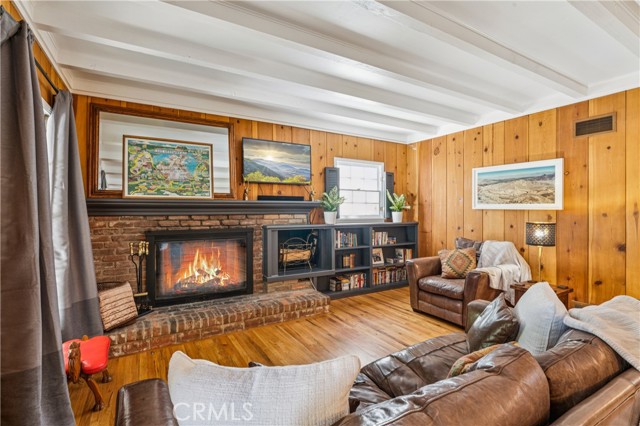 Detail Gallery Image 9 of 58 For 222 Holiday, Lake Arrowhead,  CA 92352 - 3 Beds | 2 Baths