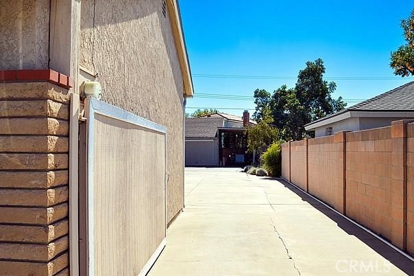 Detail Gallery Image 15 of 19 For 810 E Collins Ave, Orange,  CA 92867 - 5 Beds | 2 Baths