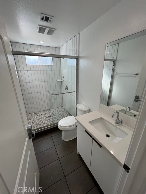 Detail Gallery Image 27 of 41 For 1218 Arapahoe St, Los Angeles,  CA 90006 - 31 Beds | 24 Baths