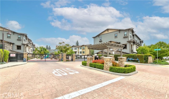 12438 Amesbury Circle, Whittier CA: https://media.crmls.org/medias/937d9d95-0897-491c-b46a-059054f1a88a.jpg