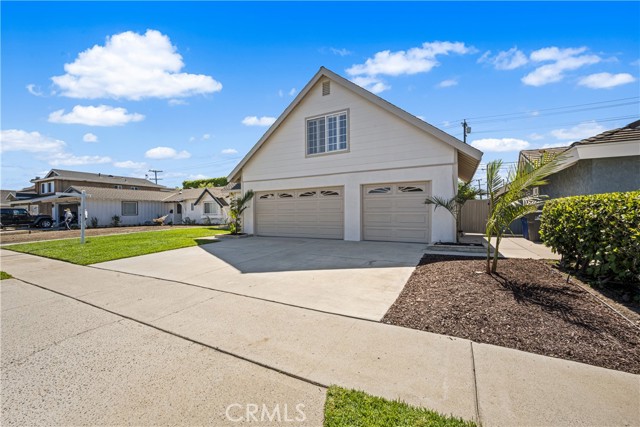 11771 Paseo Bonita, Los Alamitos CA: https://media.crmls.org/medias/937db7c6-93b0-4060-afd5-7f7269a5fcdb.jpg