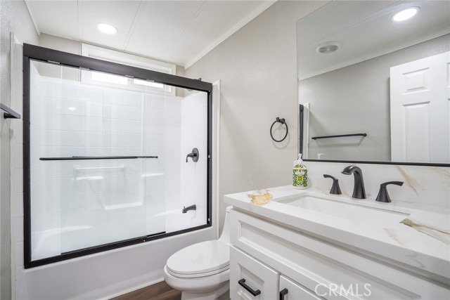 212 Las Brisas Circle, Pomona CA: https://media.crmls.org/medias/937e1ae3-ffe2-4533-a5c2-f58deb9532a7.jpg