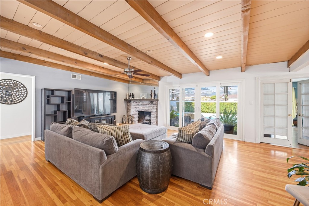 MLS #SR25258676 image #8