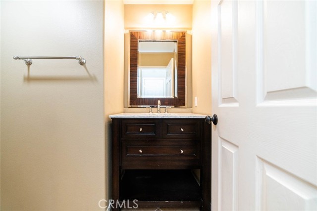 Detail Gallery Image 19 of 52 For 6 Roseleaf, Irvine,  CA 92620 - 5 Beds | 3/1 Baths